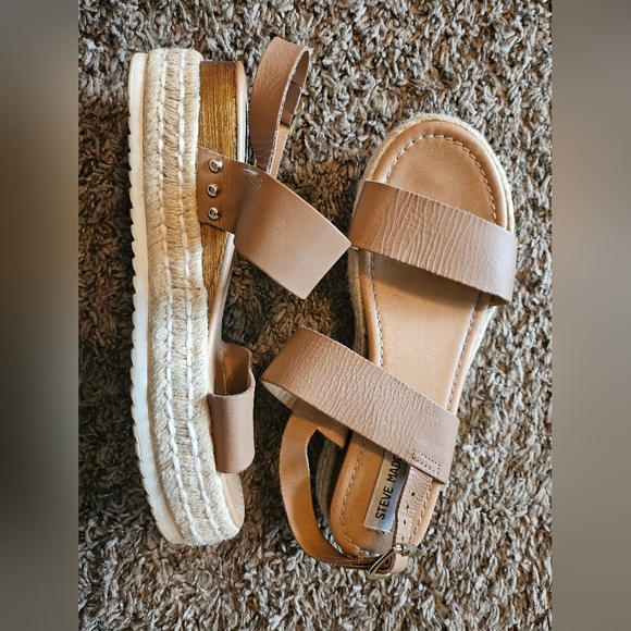 Camel Caramel Tan Steve Madden Cork Wedge Sandals Women's Size 8.5 - Picture 2 of 3